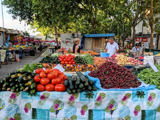 image of pazar market