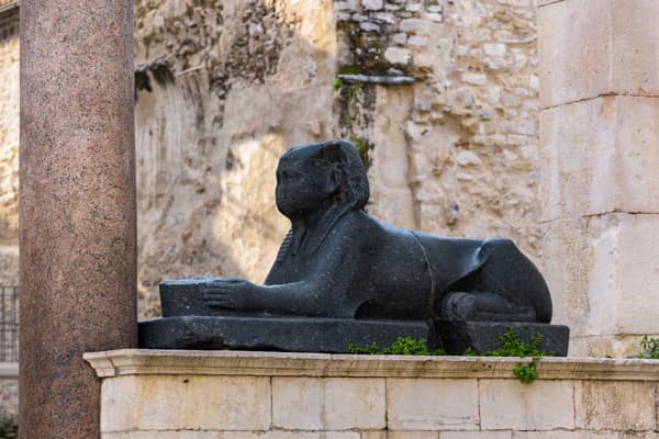 image of sphinx on peristil square